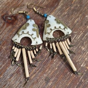 VINTAGE Tee Pee earrings